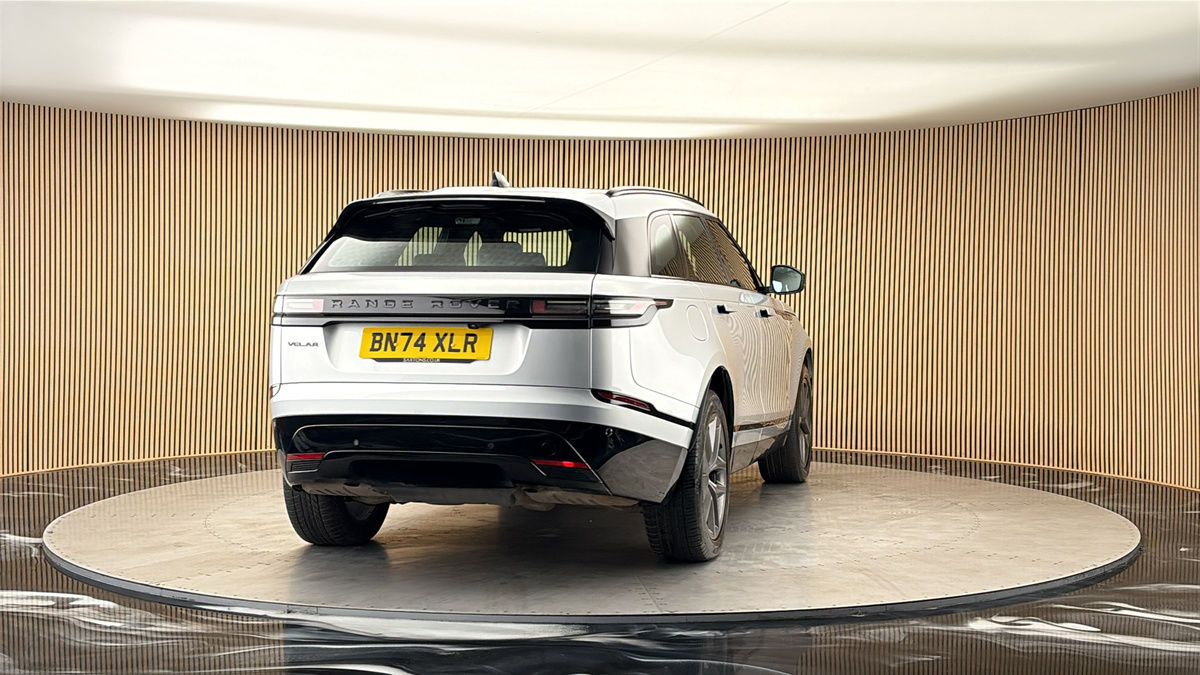 More views of Land Rover Range Rover Velar