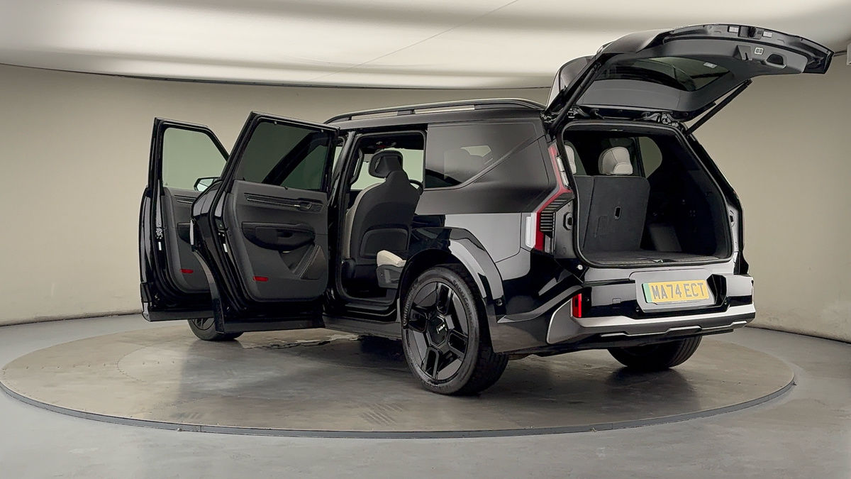 More views of Kia EV9