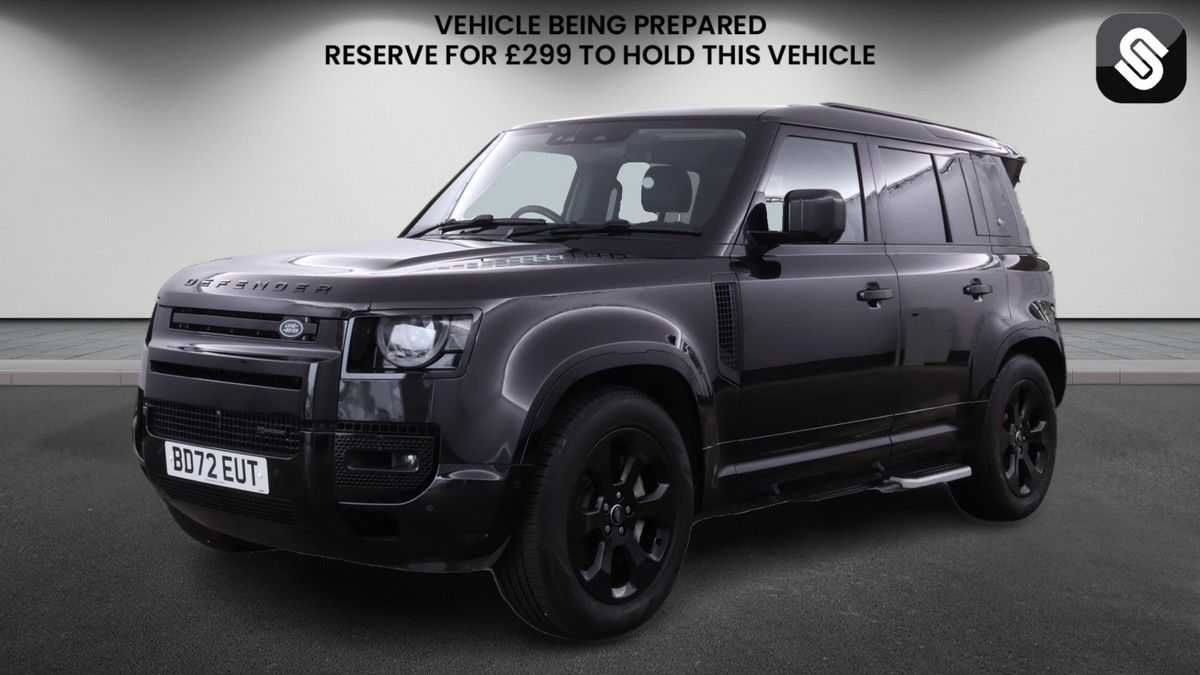 Land Rover Defender 110 Image 2