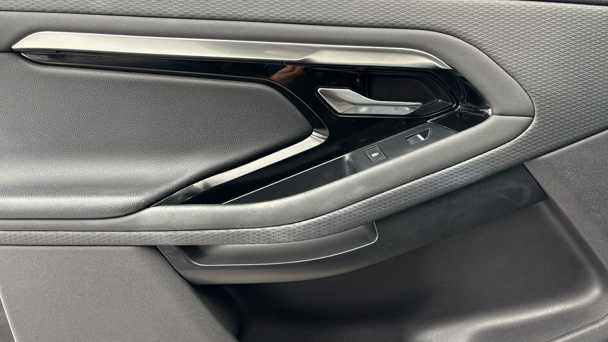 Land Rover Range Rover Evoque Image 19