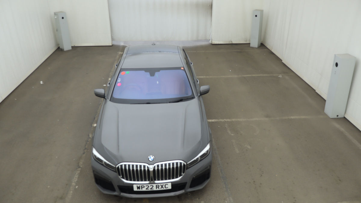 BMW 7 Series Image 7