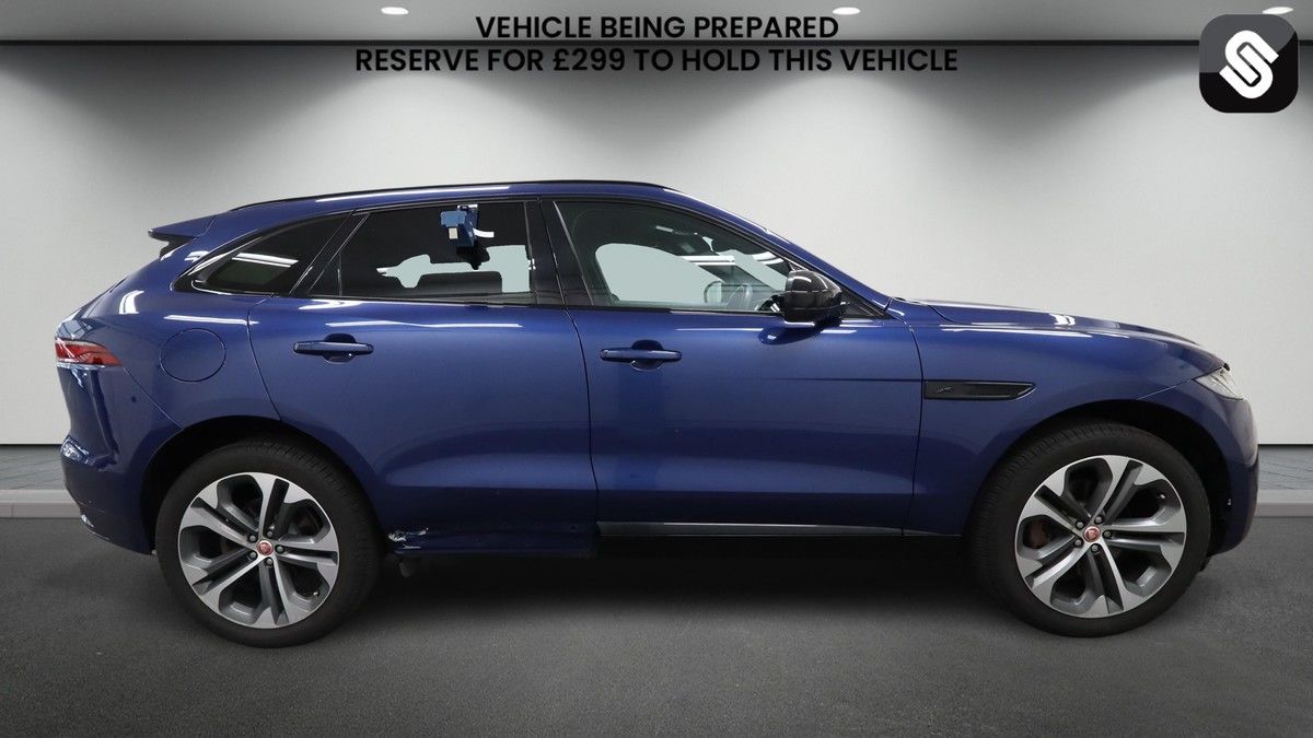 Jaguar F-PACE Image 5