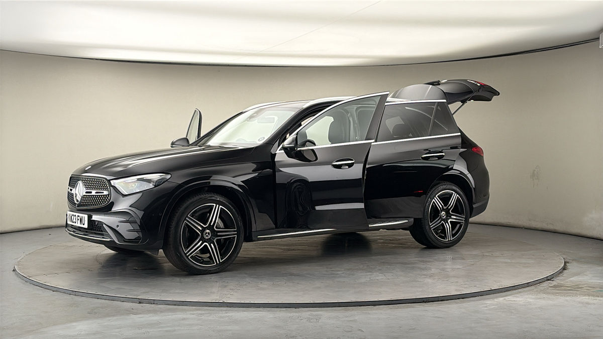 More views of Mercedes-Benz GLC