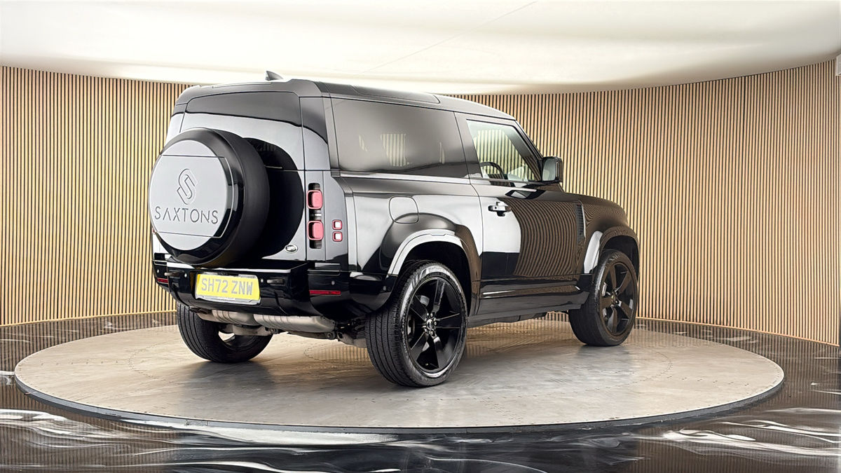 More views of Land Rover Defender 90