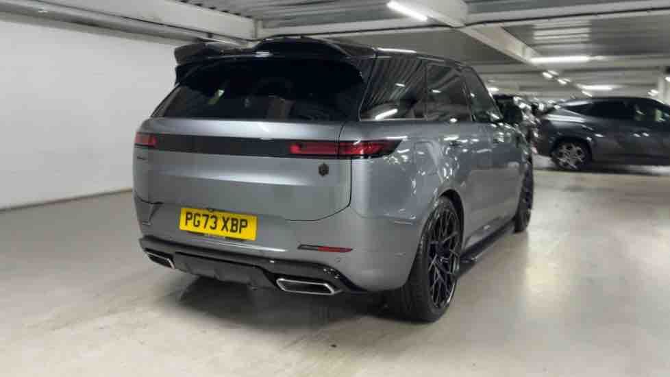 More views of Land Rover Range Rover Sport