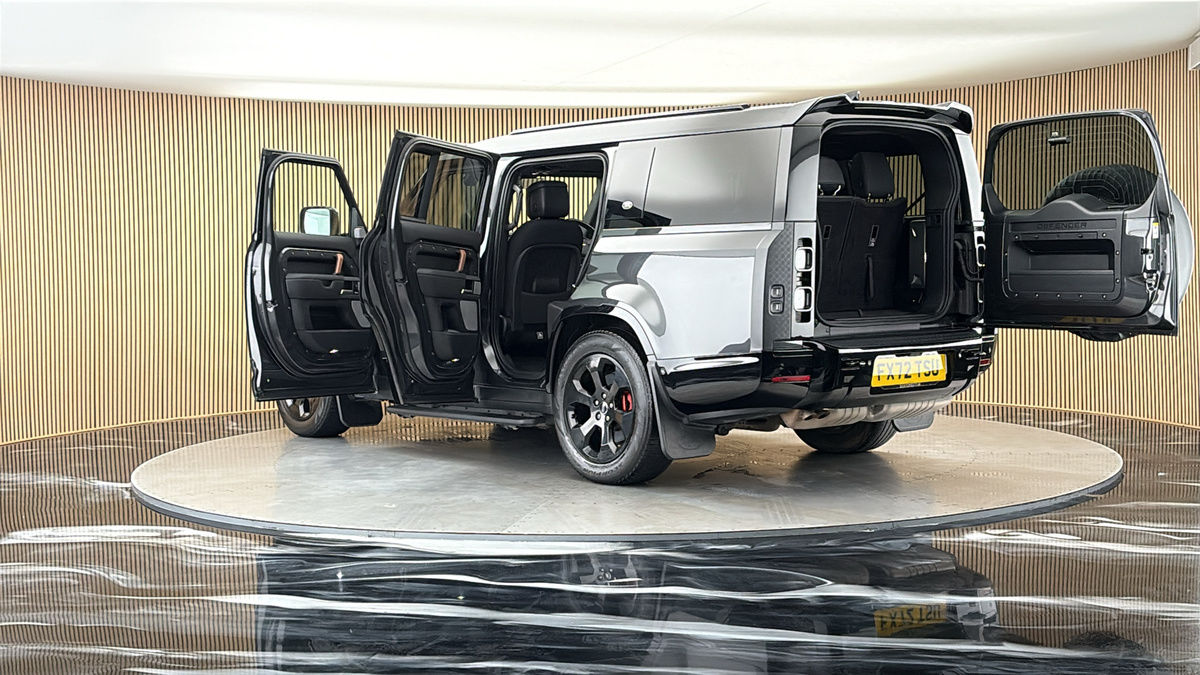 More views of Land Rover Defender 130