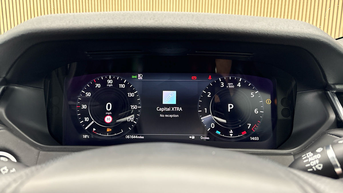 Land Rover Range Rover Velar Image 29