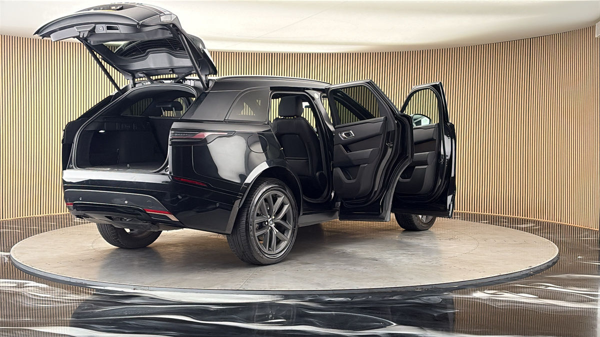 More views of Land Rover Range Rover Velar