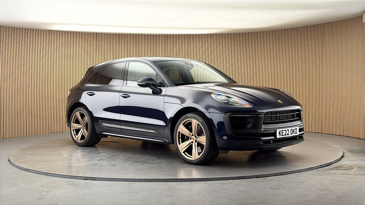More views of Porsche Macan