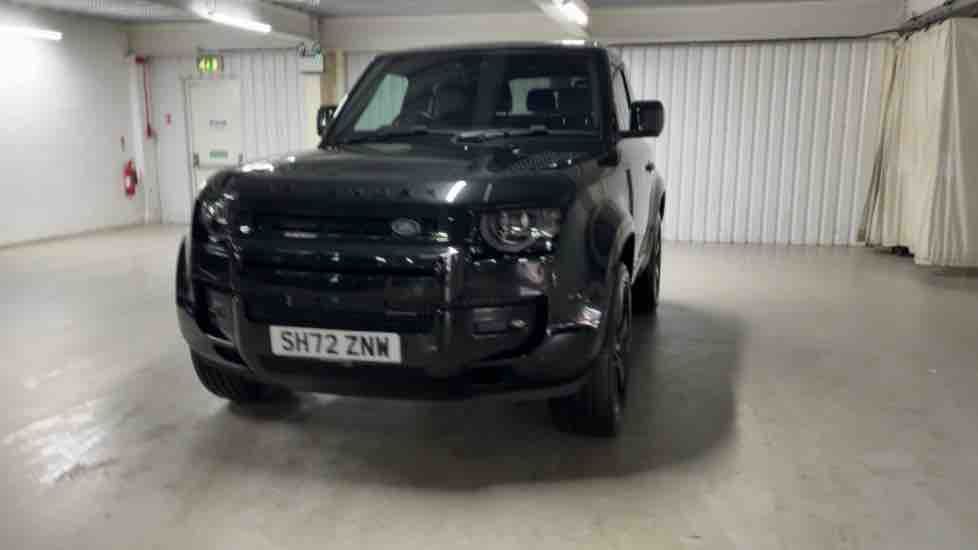 More views of Land Rover Defender 90
