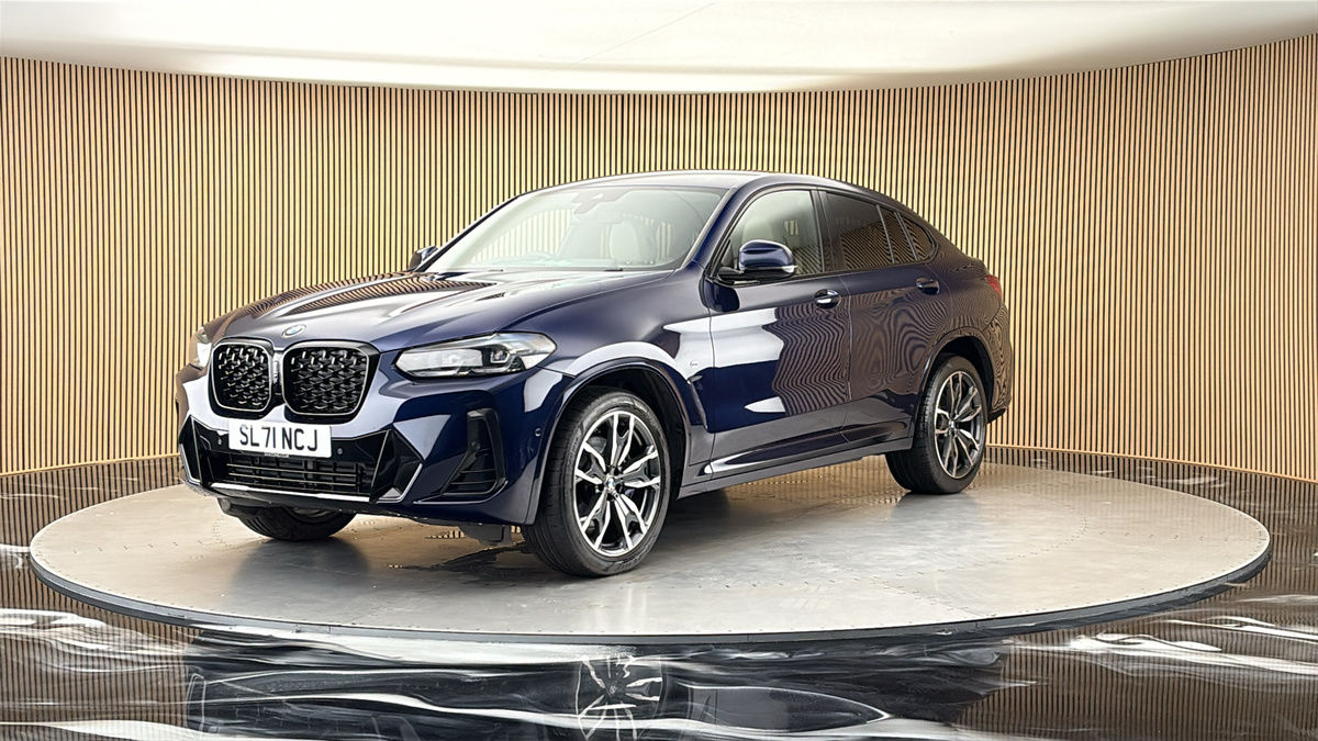 More views of BMW X4