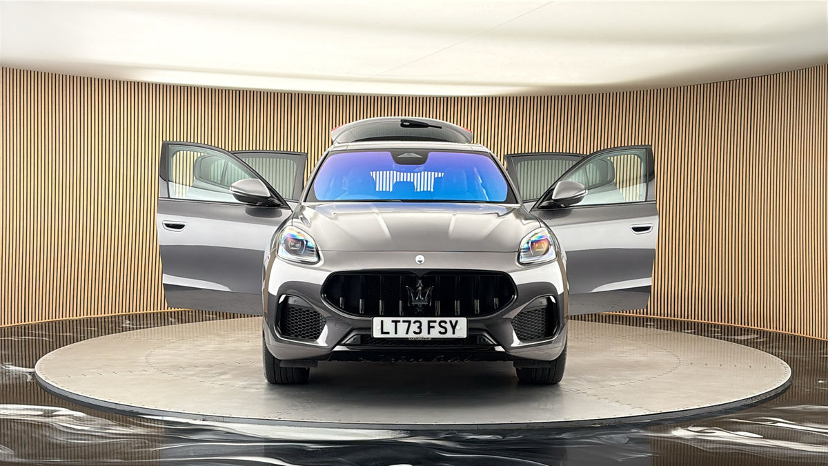 More views of Maserati Grecale