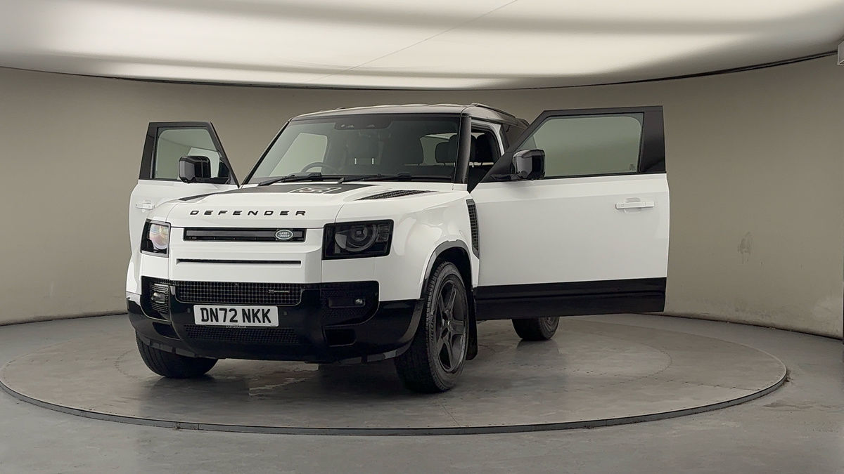 More views of Land Rover Defender 90