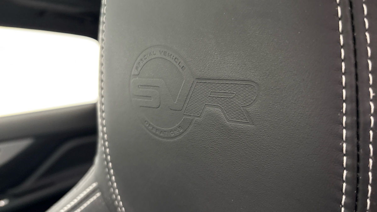 Jaguar F-PACE Image 29