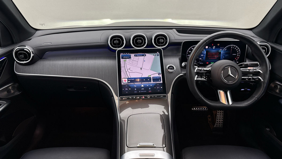 Mercedes-Benz GLC Image 12