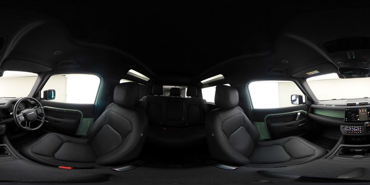 More views of Land Rover Defender 90