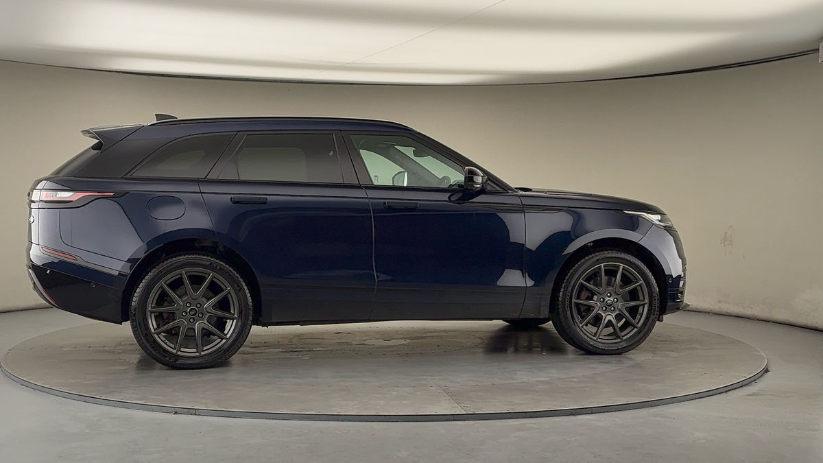 More views of Land Rover Range Rover Velar