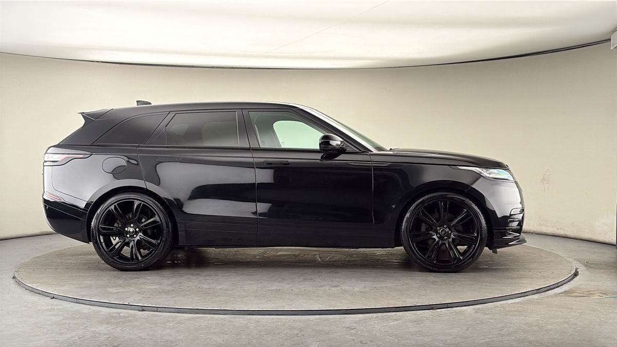 More views of Land Rover Range Rover Velar