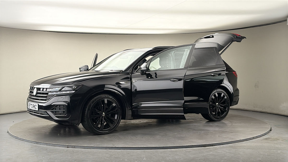 More views of Volkswagen Touareg