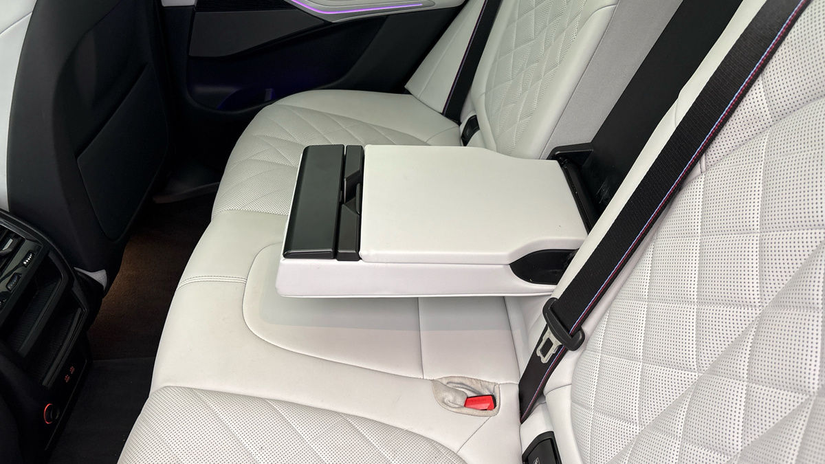 BMW X5 Image 9