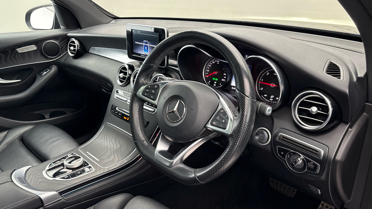 Mercedes-Benz GLC Image 5