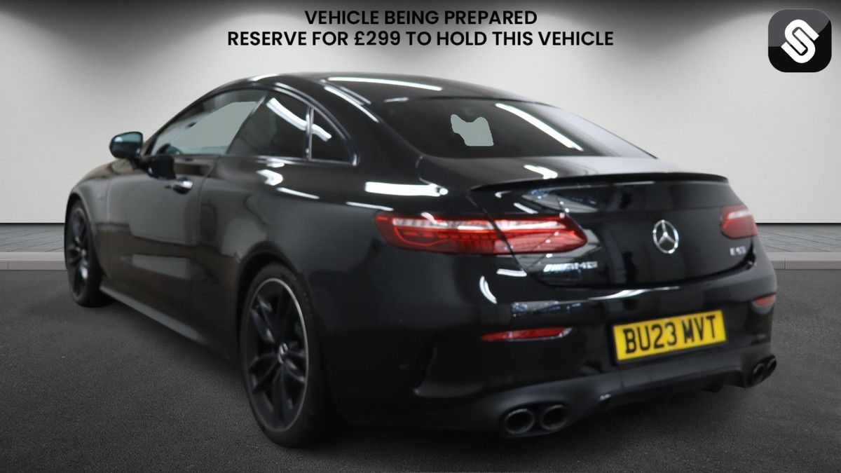 Mercedes-Benz E Class Image 3