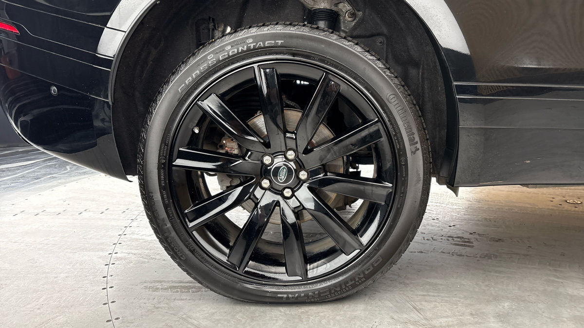 Land Rover Range Rover Velar Image 10