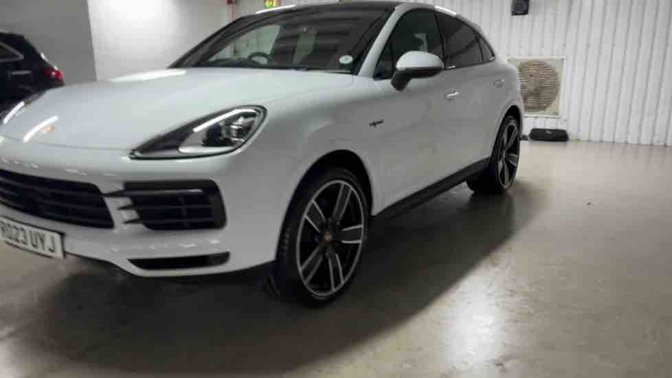 More views of Porsche Cayenne