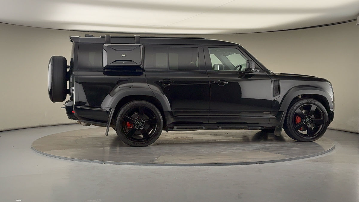 More views of Land Rover Defender 130