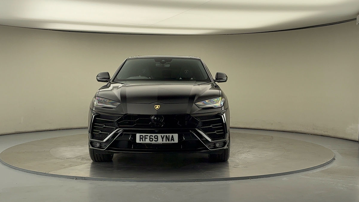 Lamborghini Urus Image 3