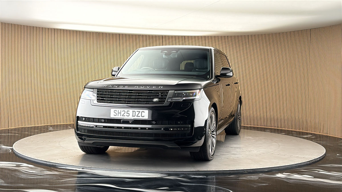 More views of Land Rover Range Rover