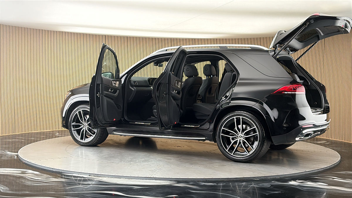 More views of Mercedes-Benz GLE