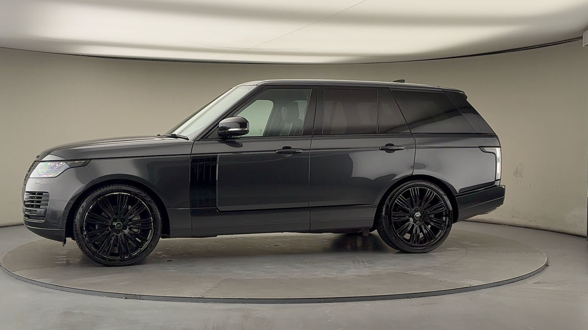 More views of Land Rover Range Rover