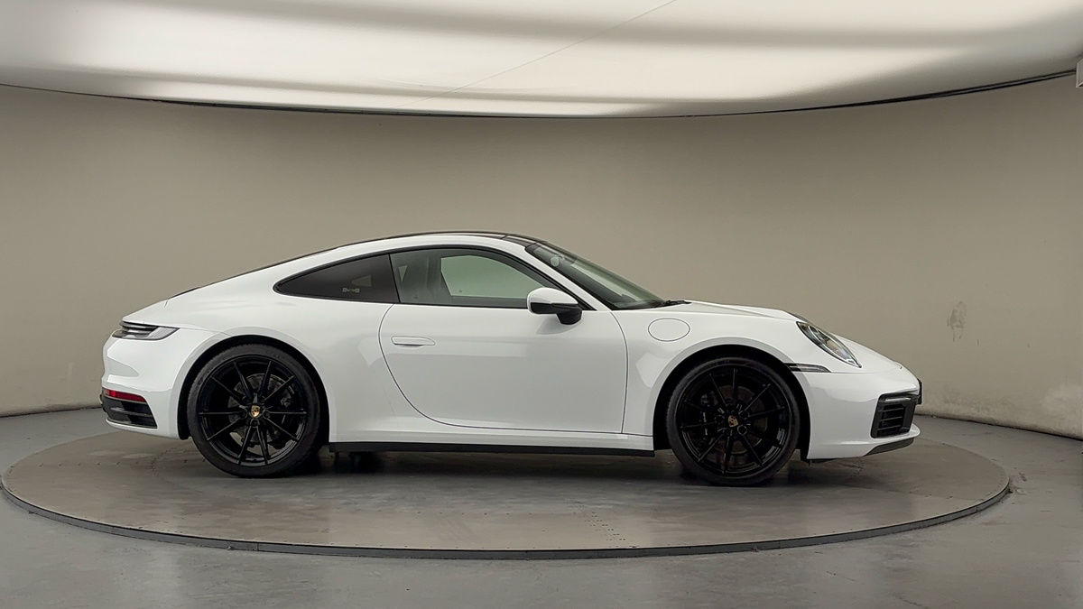 More views of Porsche 911