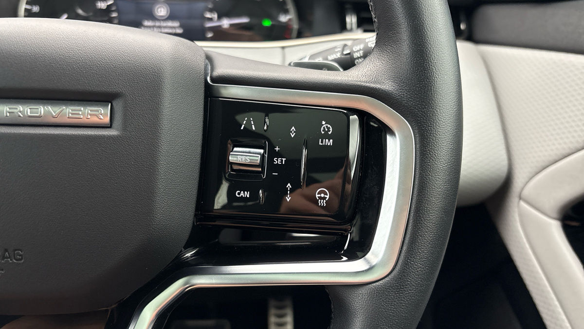 Land Rover Range Rover Evoque Image 14
