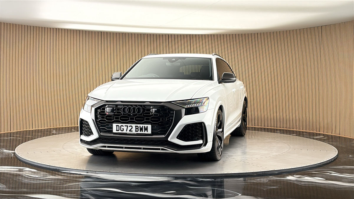 More views of Audi RSQ8