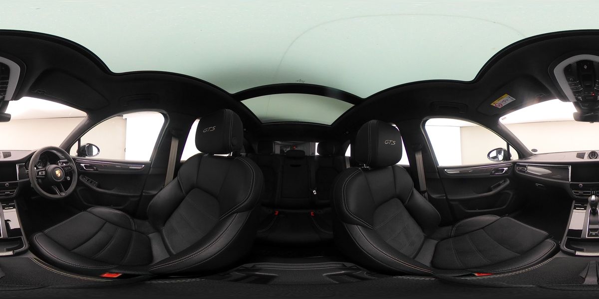 More views of Porsche Macan