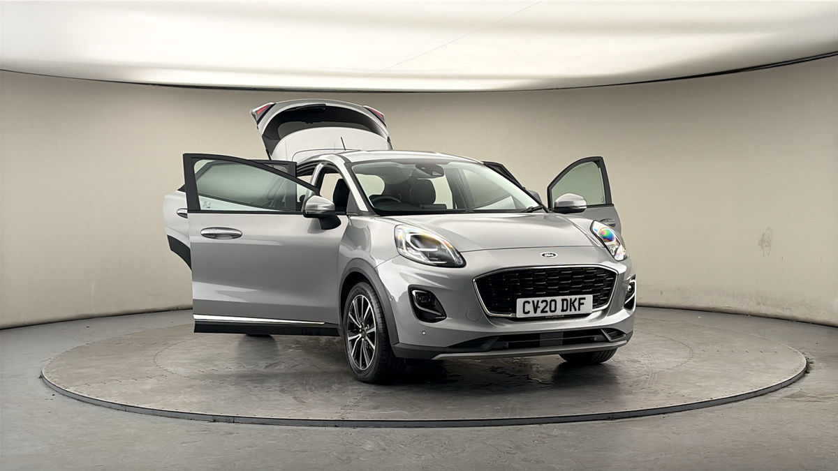 More views of Ford Puma