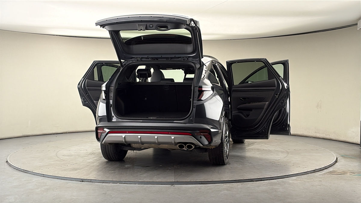 More views of Hyundai TUCSON