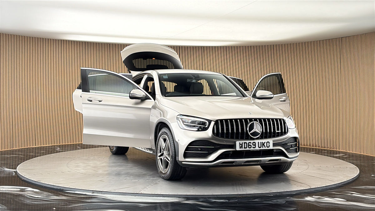 More views of Mercedes-Benz GLC