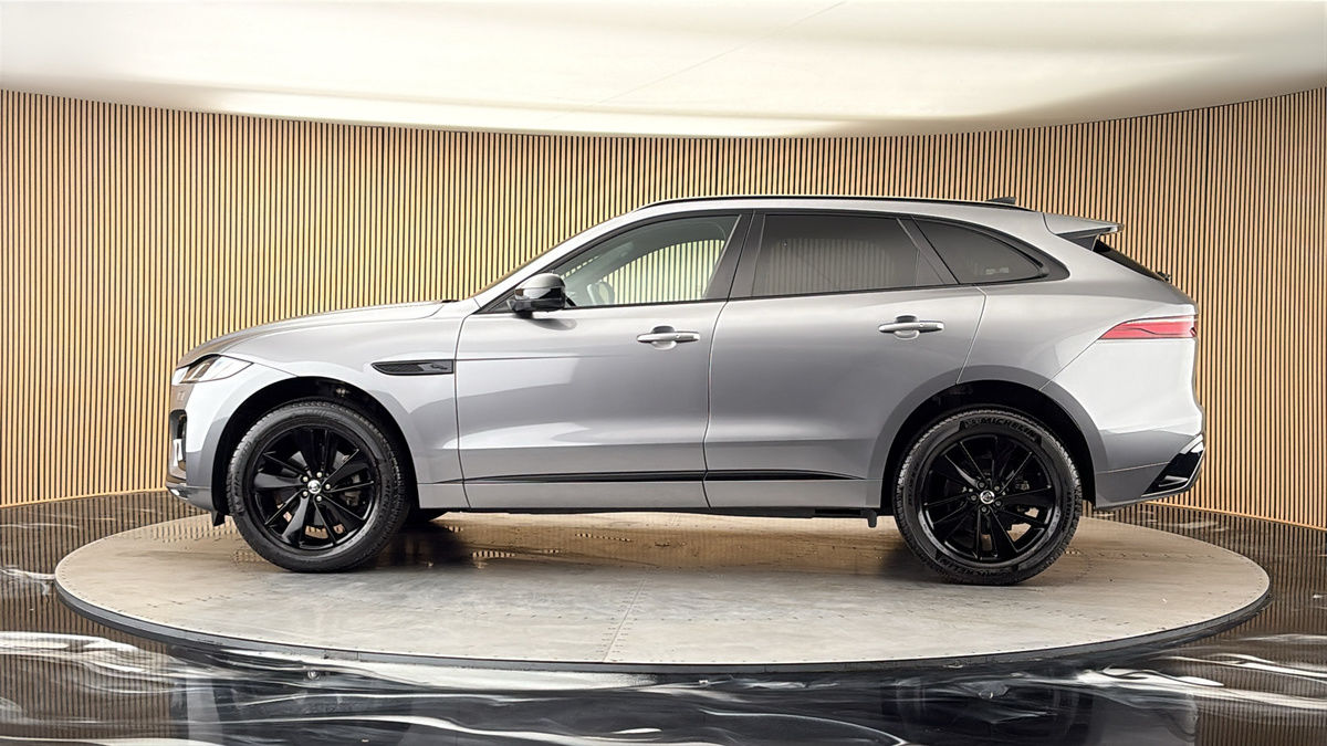 More views of Jaguar F-PACE