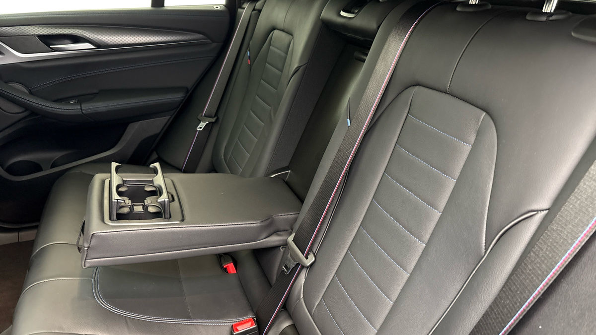 BMW X4 Image 9