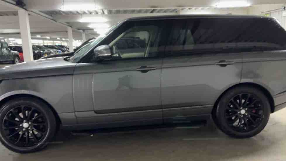 More views of Land Rover Range Rover