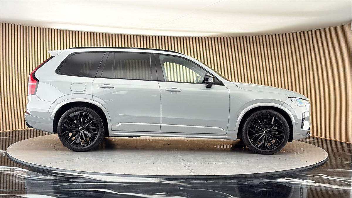 Volvo XC90 Image 16