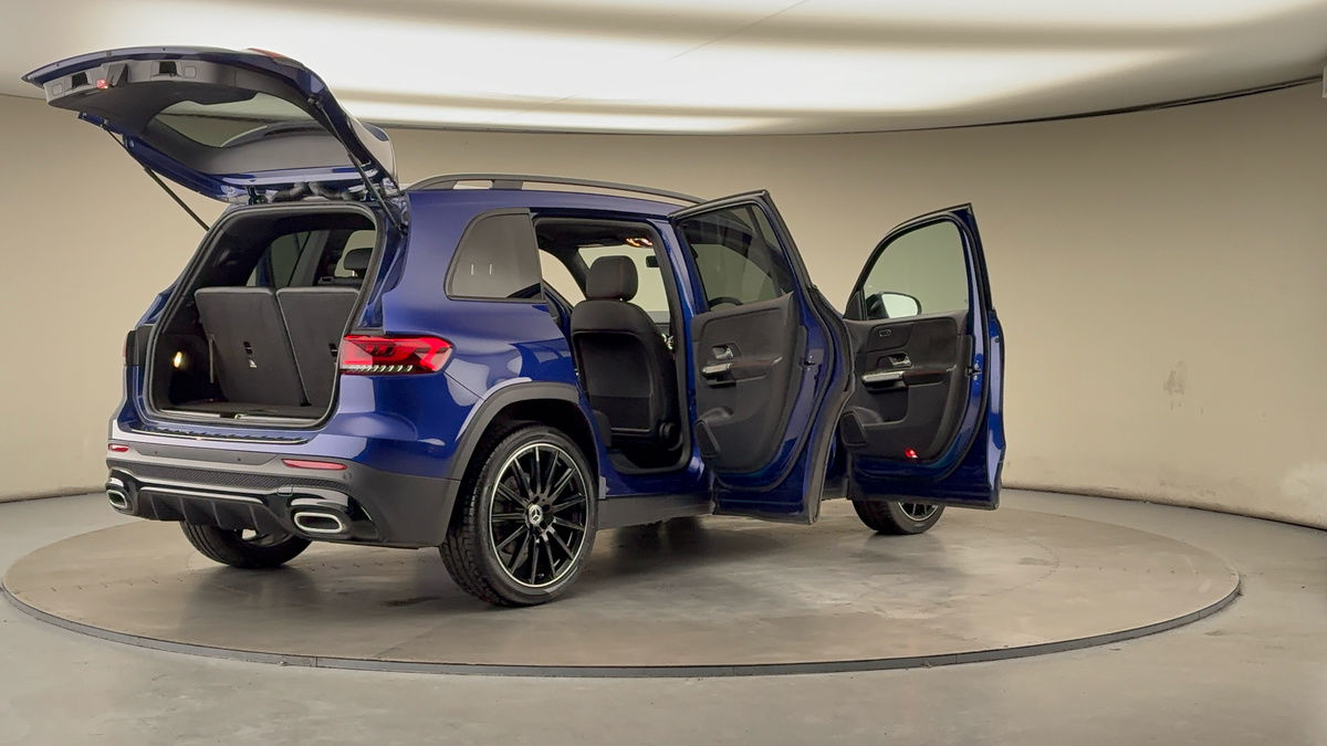 More views of Mercedes-Benz GLB