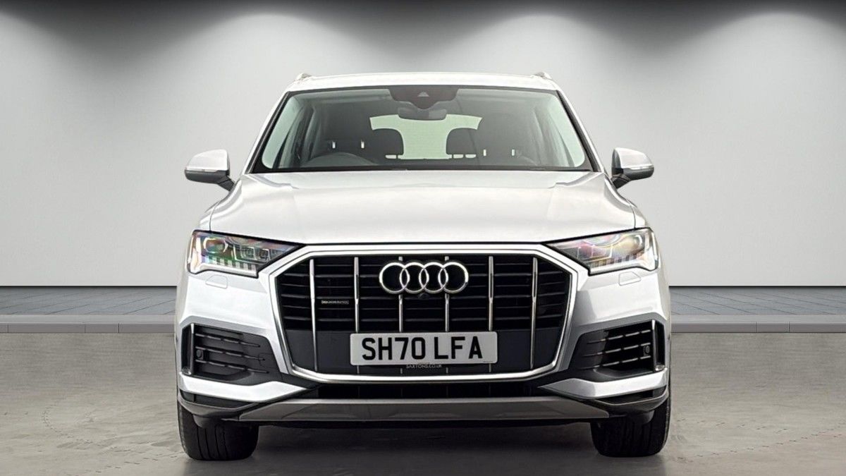 Audi Q7 Image 3
