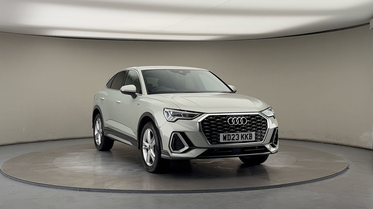 More views of Audi Q3