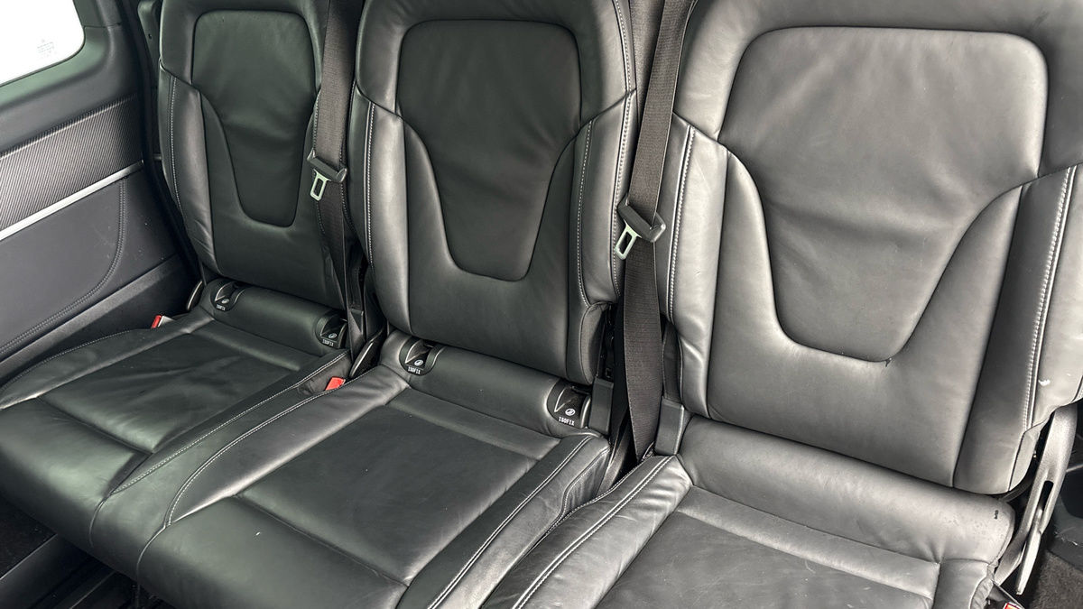 Mercedes-Benz V Class Image 8