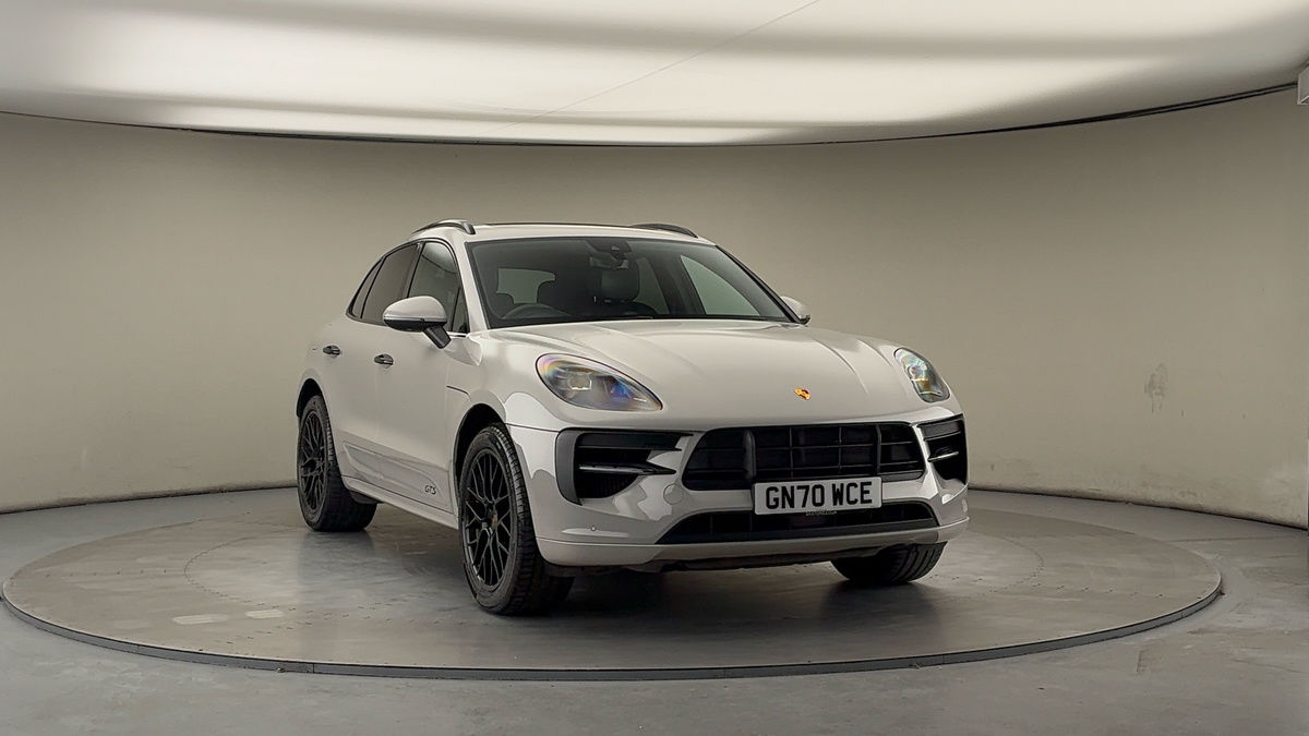 More views of Porsche Macan