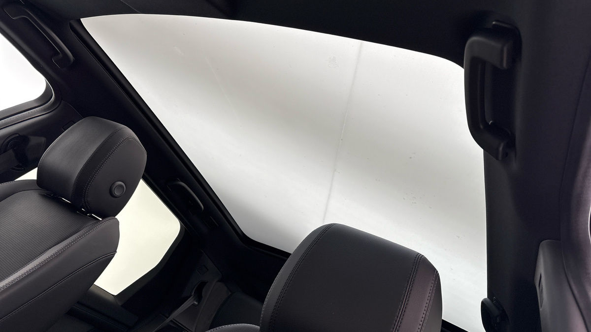 Land Rover Discovery Sport Image 6